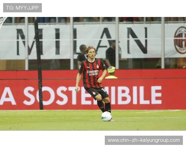 AC米兰年轻前锋：俱乐部强调传球选择与终结效率