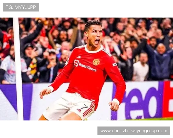 C罗再度梅开二度，曼联轻松4-1击败热刺，回归巅峰